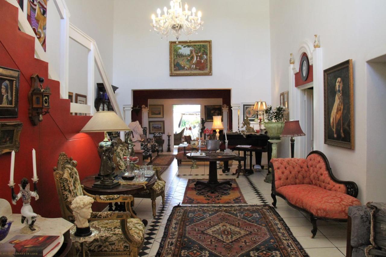 Michael-Angelo Guest House Потчефструм Екстериор снимка
