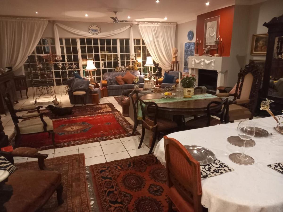 Michael-Angelo Guest House Потчефструм Екстериор снимка