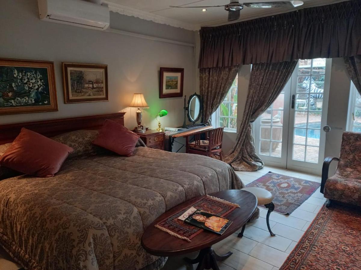 Michael-Angelo Guest House Потчефструм Екстериор снимка