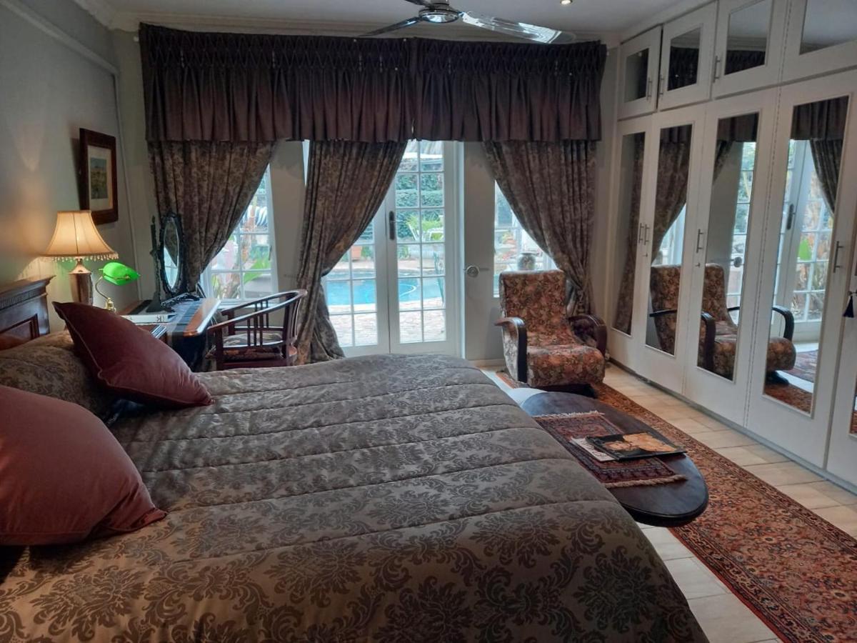 Michael-Angelo Guest House Потчефструм Екстериор снимка